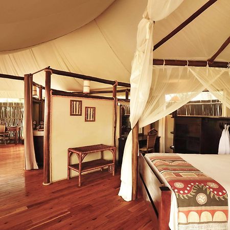 Anabezi Camp Hotel Jeki Ngoại thất bức ảnh
