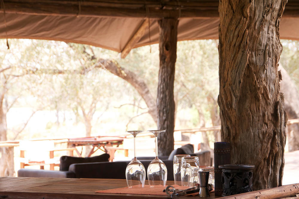 Anabezi Camp Hotel Jeki Ngoại thất bức ảnh
