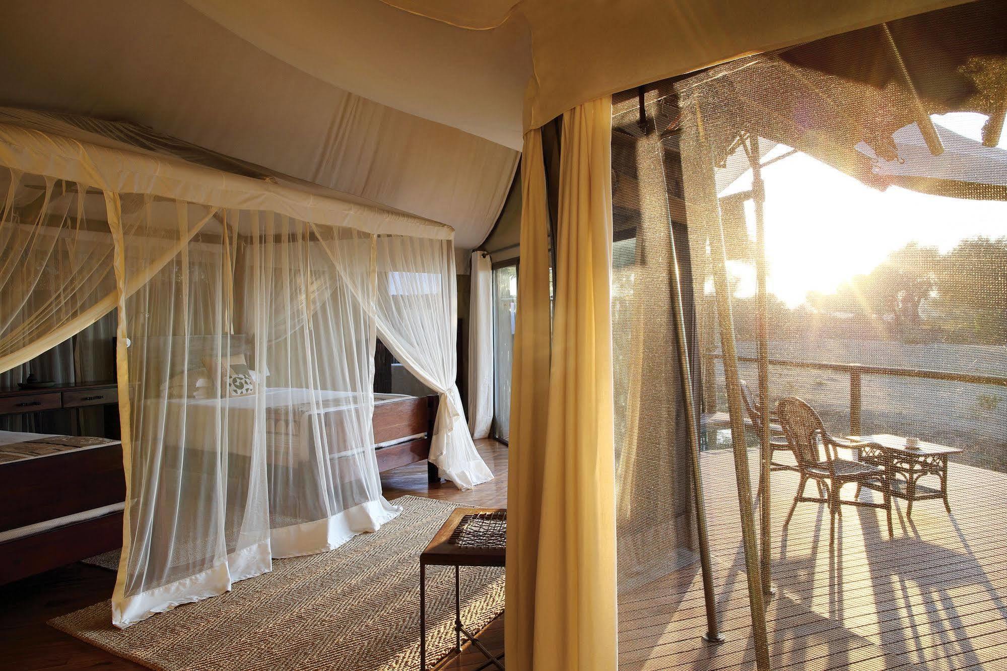 Anabezi Camp Hotel Jeki Ngoại thất bức ảnh