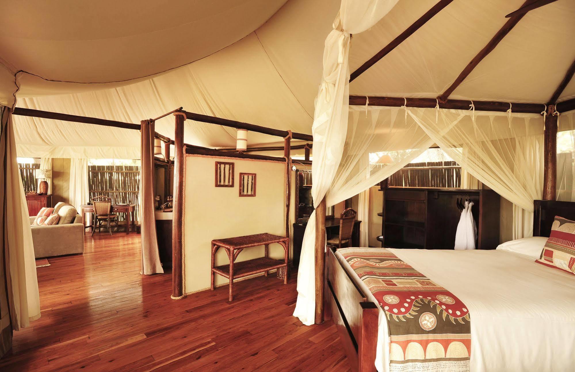 Anabezi Camp Hotel Jeki Ngoại thất bức ảnh