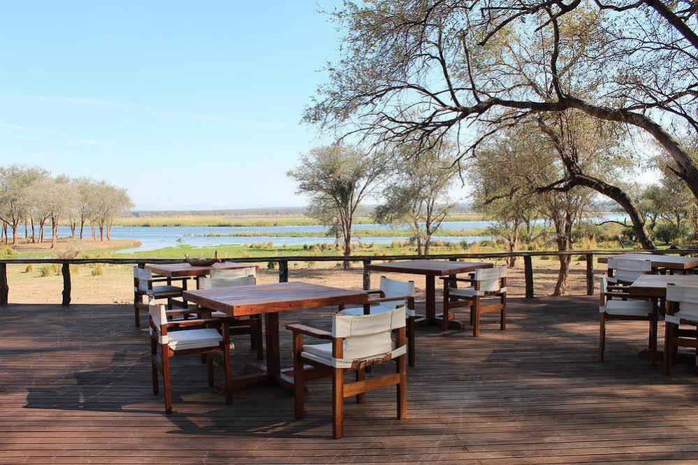 Anabezi Camp Hotel Jeki Ngoại thất bức ảnh